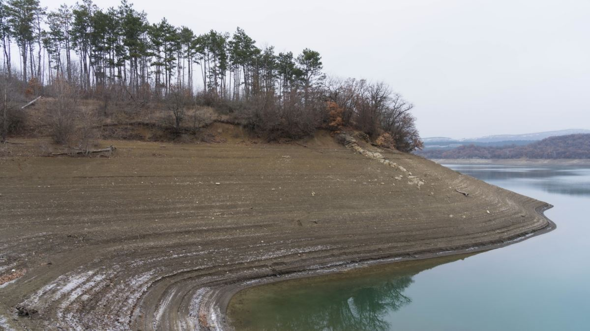 Окупанти розповіли скільки недоотримали води у водосховищах, що постачають Сімферополь